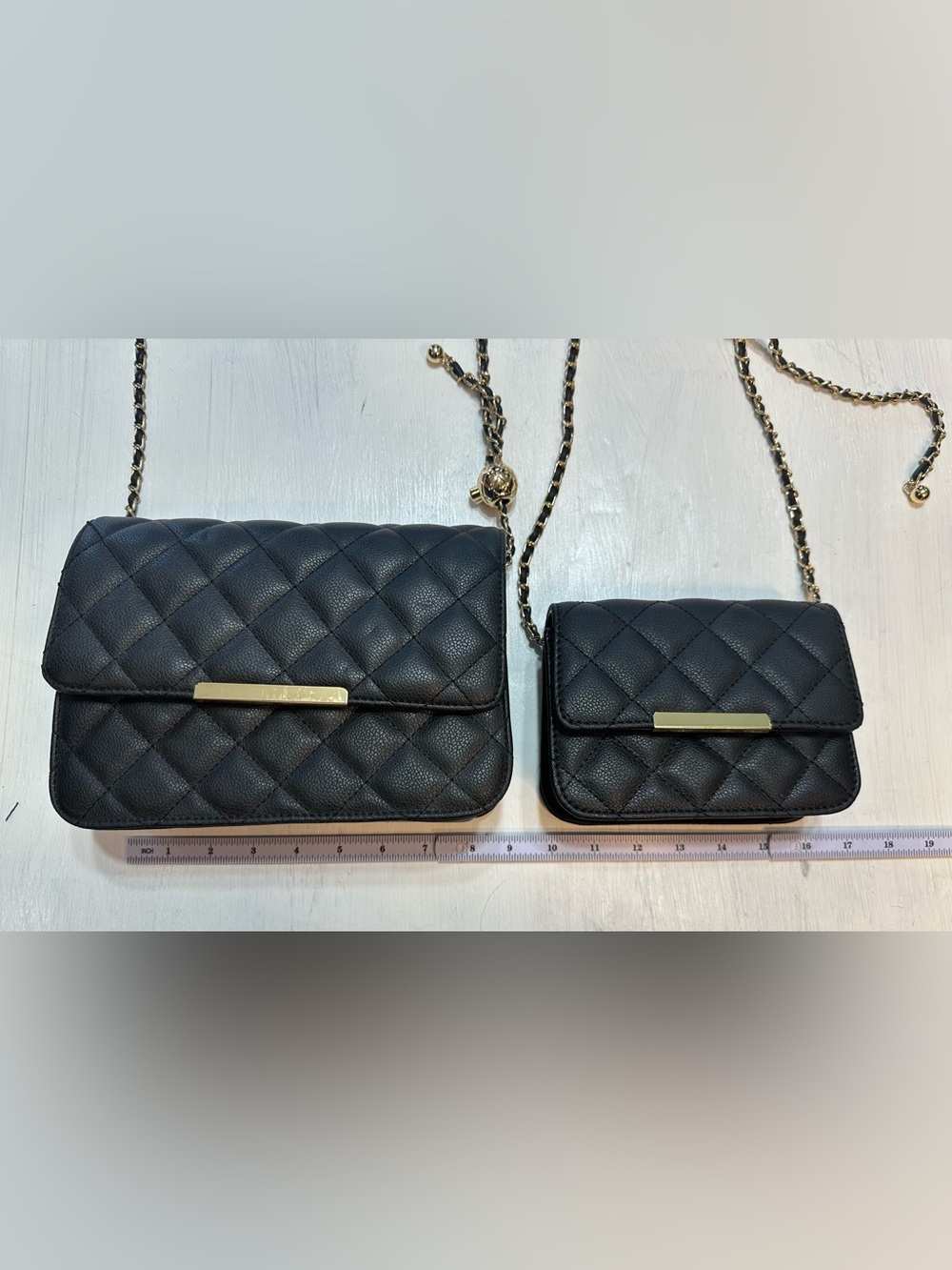 Black Quilted Crossbody Purse Set 2 Bags Gold Chain Faux Leather Matching - Picture 3 of 10